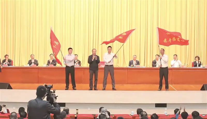 债市盛会何以火爆出圈？| 2024债券市场高质量发展大会侧记