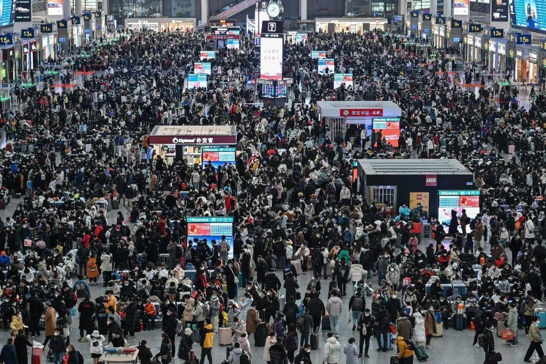 今年春运跨区域人员流动量预计达到90亿人次 自驾出行仍是主流